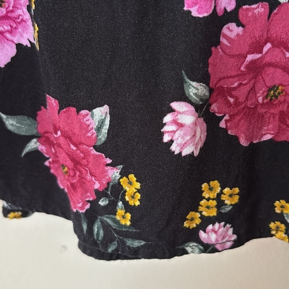 Torrid V-Neck Black W/Pink & Yellow Flowers Midi Dress Size 2 (18-20) - Picture 4 of 12